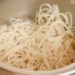 Kaj se zgodi, če pred spanjem pojeste krožnik testenin: razbijanje glavnega mita o nočni lakoti kaj-se-zgodi-ce-pred-spanjem-pojeste-kroznik-testenin-razbijanje.jpg